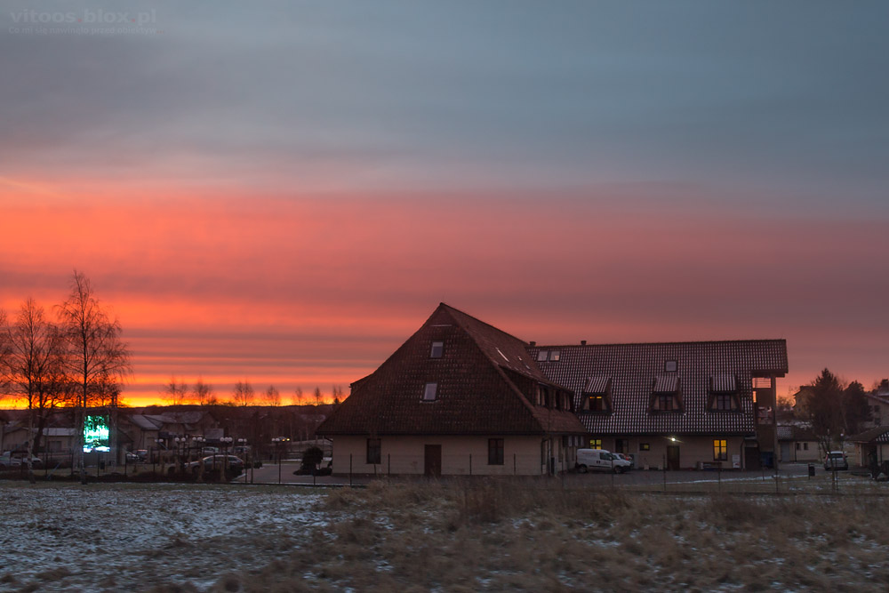 Fot. Witold Ochał, wschód słońca w drodze do pracy