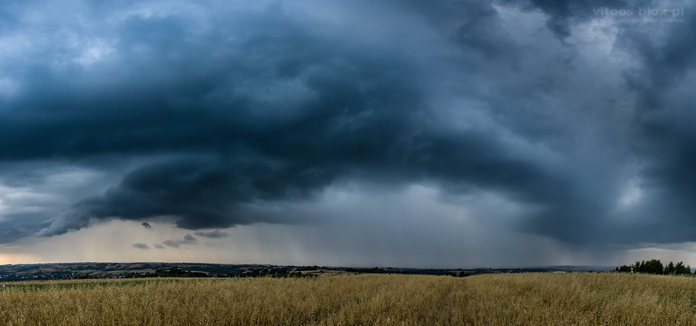 Fot. Witold Ochał, Zagorzyce burza, opady, smugi opadowe