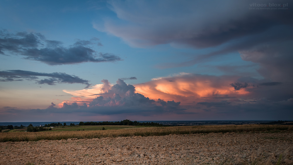 Fot. Witold Ochał, Zagorzyce, chmury burzowe